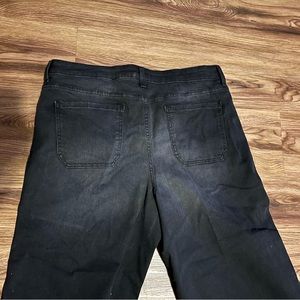 Women's Jeans (NEW)